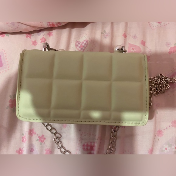 - Shein/ Mini faux pearl beaded flap chain square bag - Picture 8 of 10